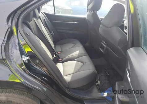 2021 Toyota Camry Le Hybrid z USA, uszkodzony, nr VIN 4T1C31AK3MU554394